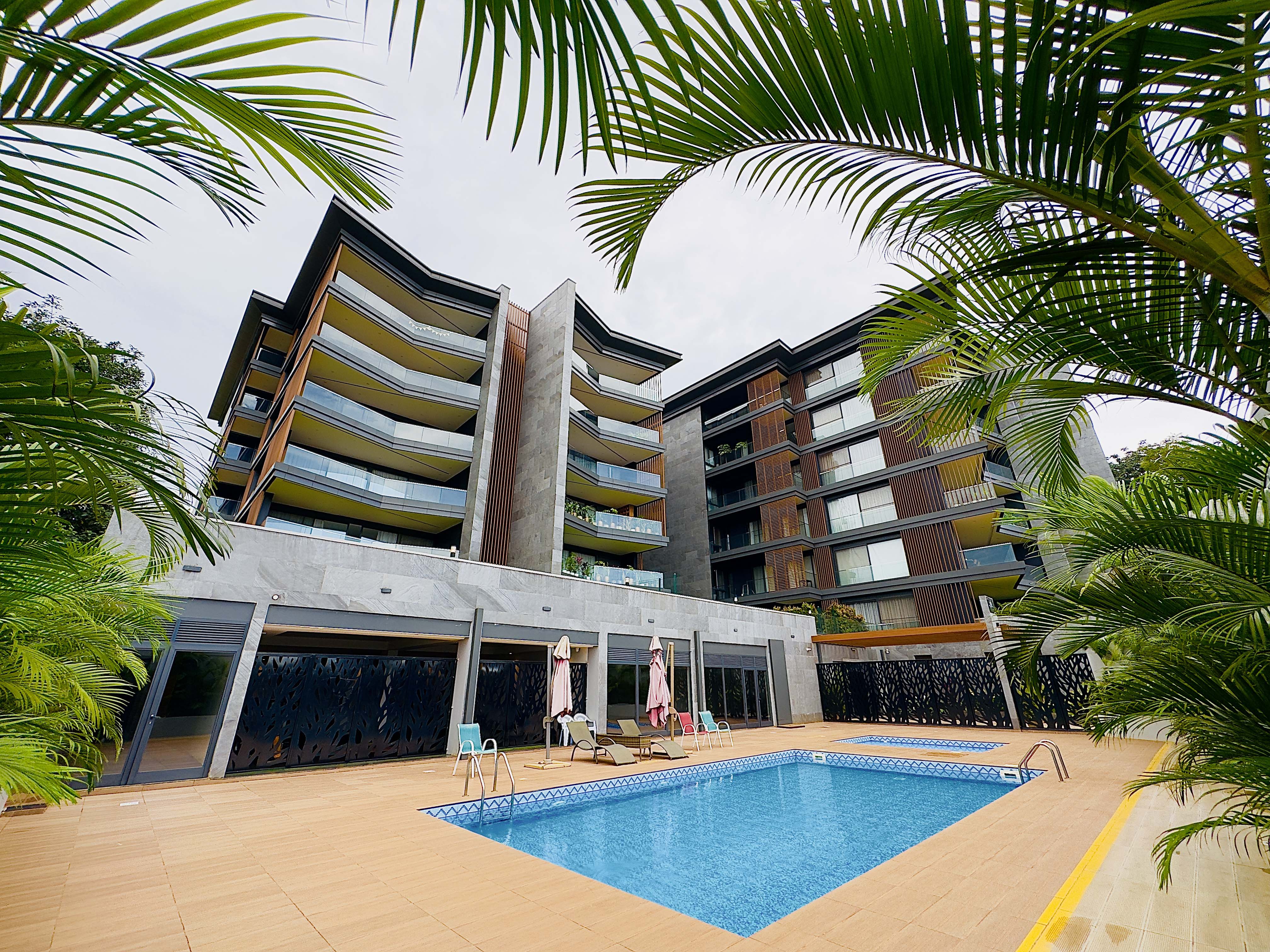 IMG_3429 Kololo Executive Living: Modern 3-Bed Fully Furnished Apartment with Pool, Gym, Sauna & Lift | 6+ Month Leases