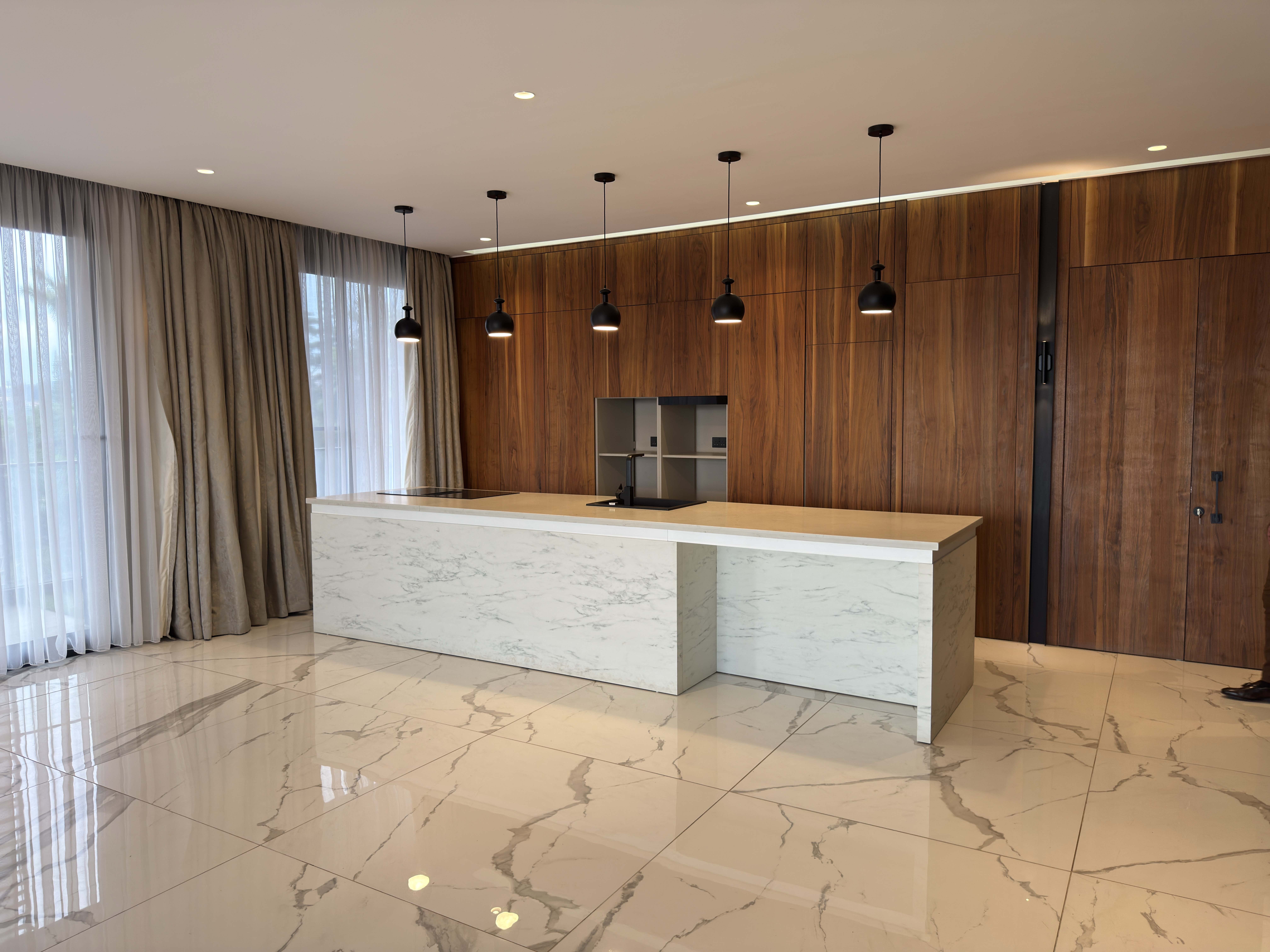 IMG_3517 Kololo Executive Living: Modern 3-Bed Fully Furnished Apartment with Pool, Gym, Sauna & Lift | 6+ Month Leases