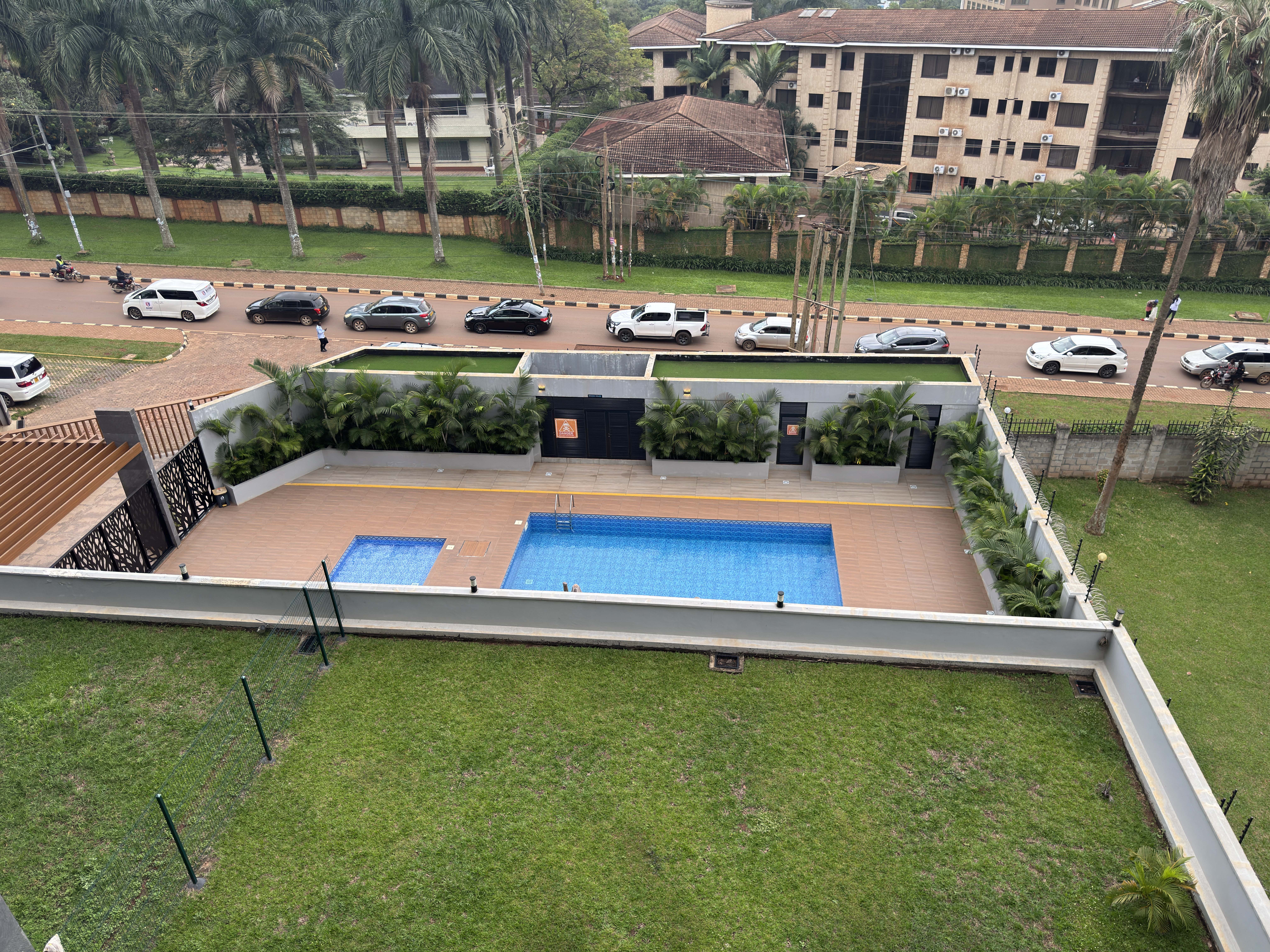 IMG_3525 Kololo Executive Living: Modern 3-Bed Fully Furnished Apartment with Pool, Gym, Sauna & Lift | 6+ Month Leases