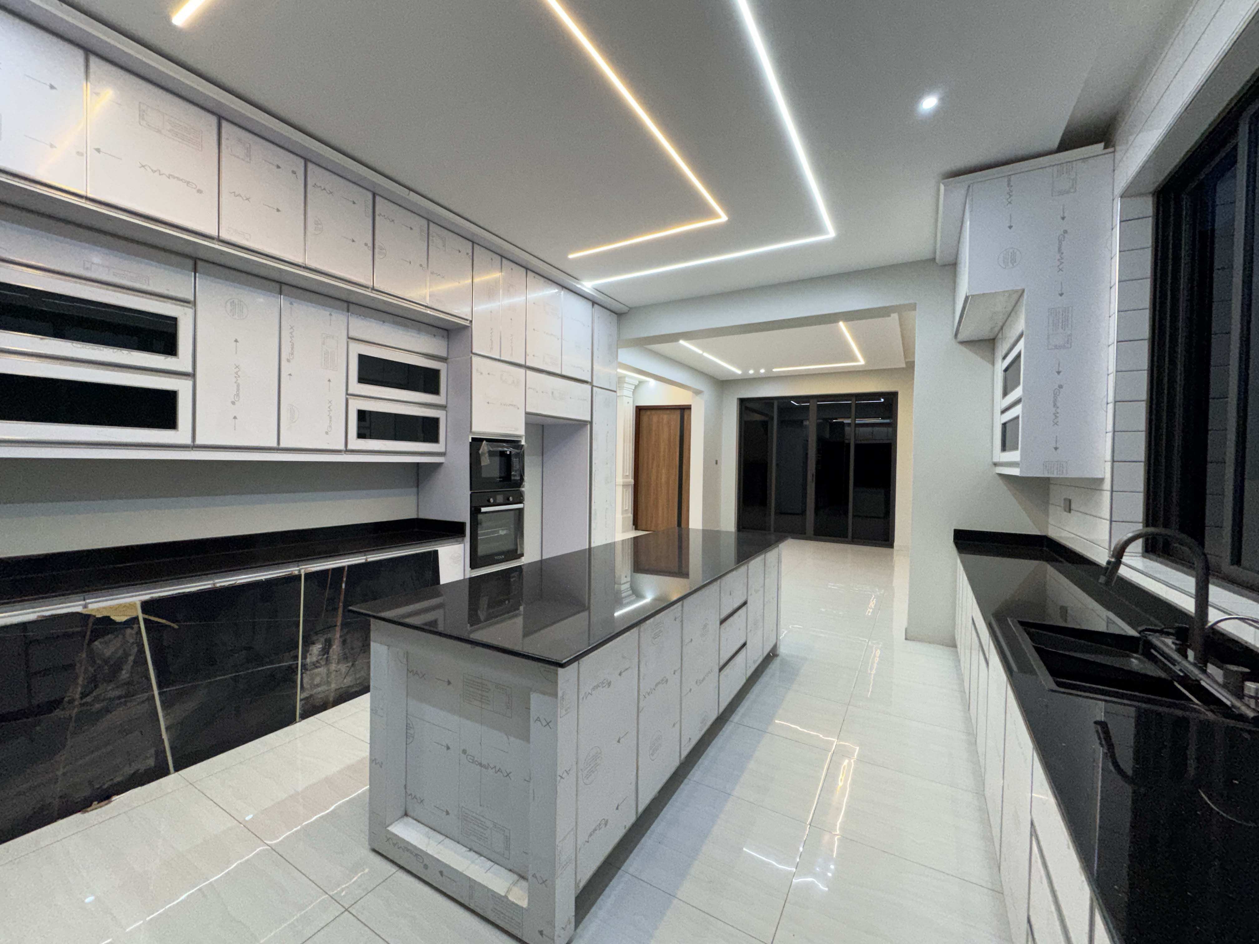 IMG_3903 Estate Living Redefined: 6-Bedroom Family Home in Kyanja, Kampala | 7 Baths, Staff Quarters & Clean Private Mailo Title