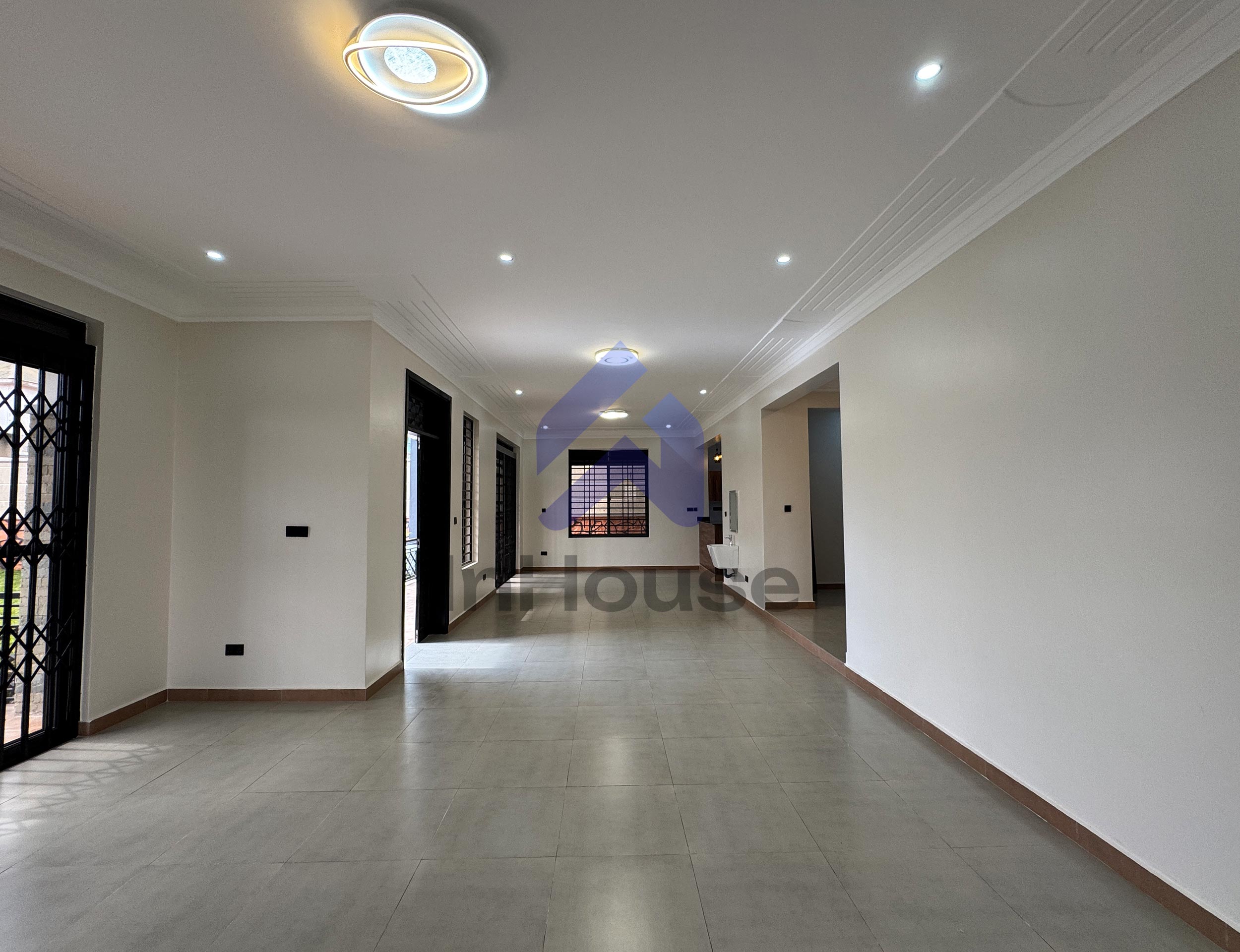 TOUR THIS UGX 1.2B 5-Bed Double Story Mansion in Arkright Estate | 5 Baths, Outside Kitchen + 2 Extra Rooms | 18 Decimals